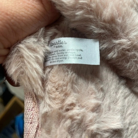 Toasties totes slippers​ - Picture 4 of 4